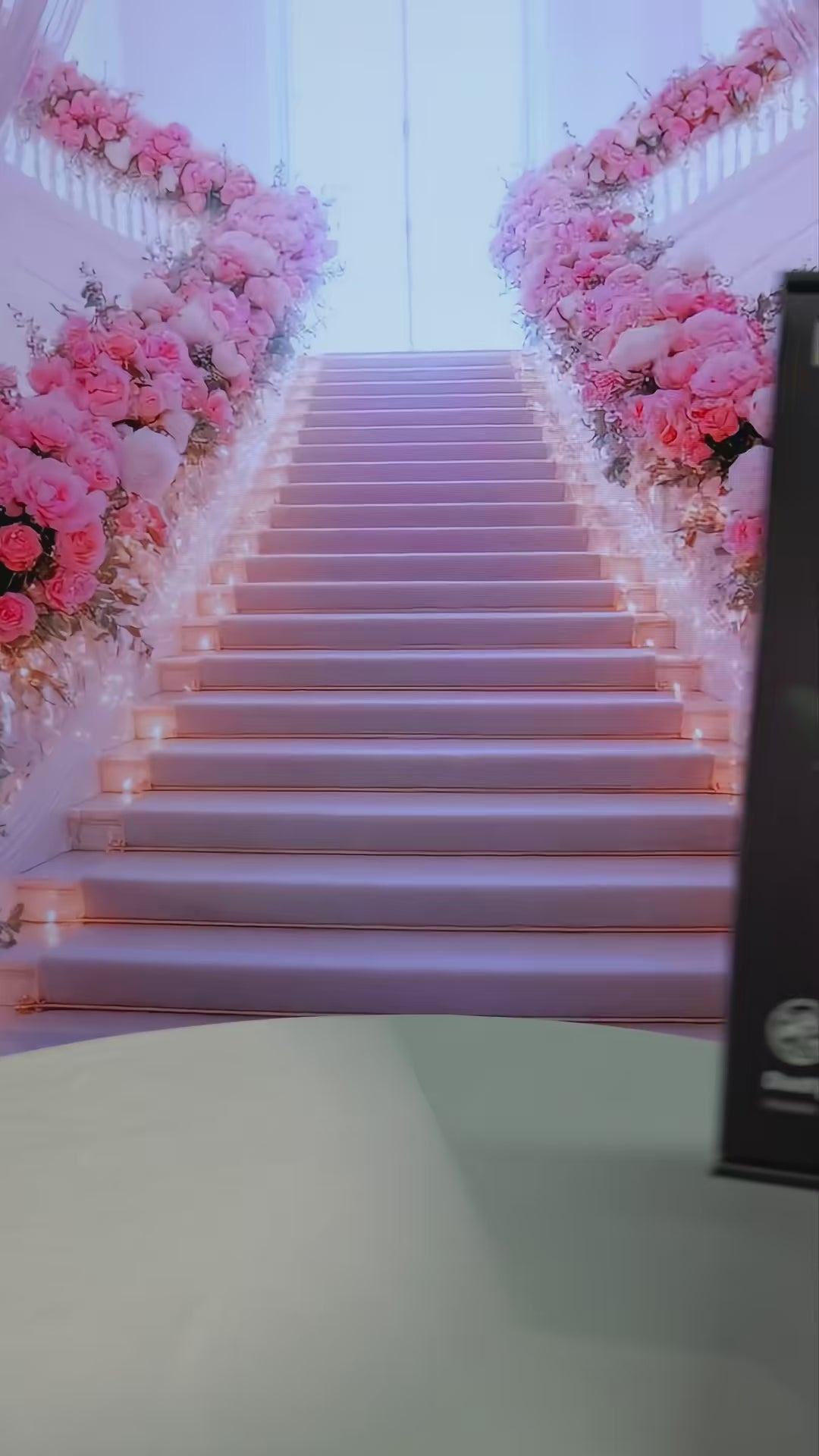 Video of the Pink & White Rose Bouquet Kit - a mixed bouquet of pink and white roses with deep red accents, built by hand from 640 blocks and shown finished.